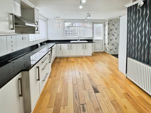 Photo 9- click for photo gallery